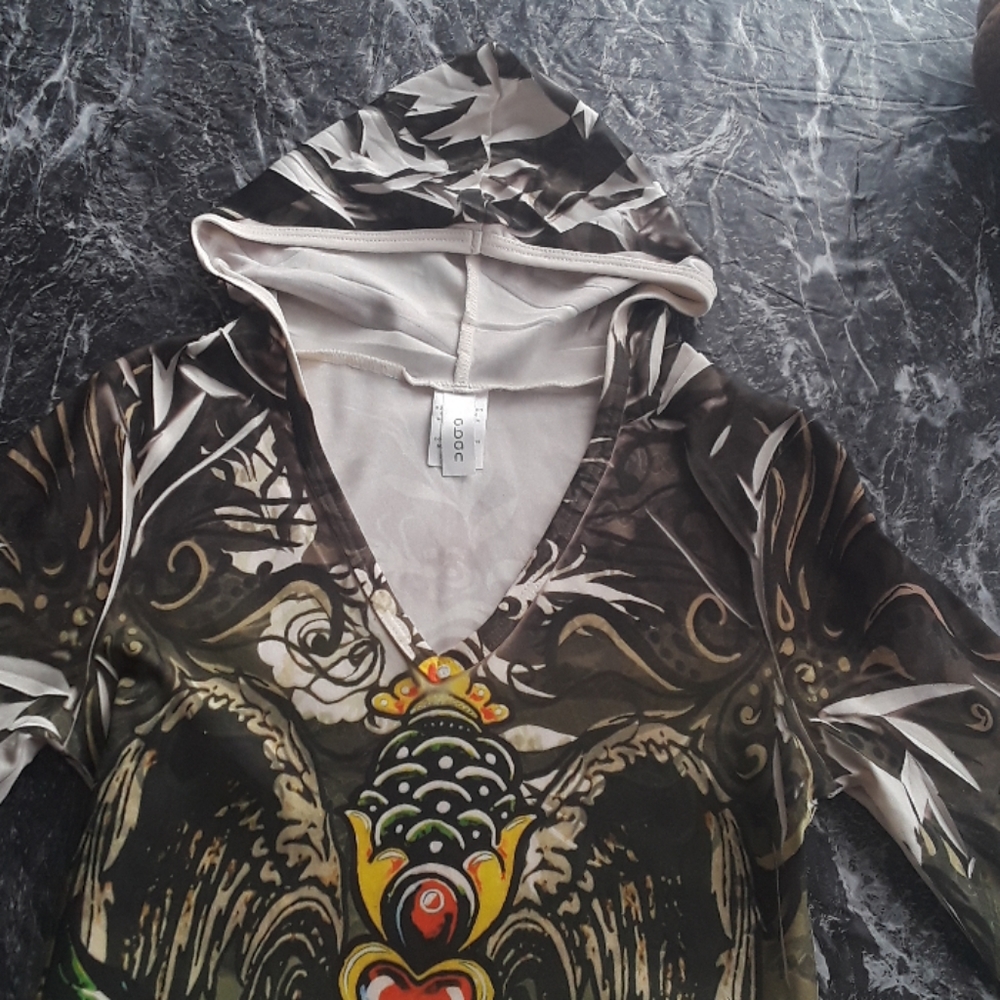 "aban" Hoodie - Picture 2 of 2
